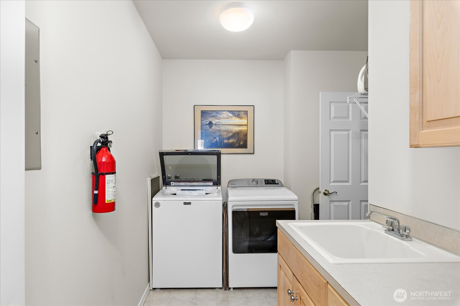 546 Walnut Street, Unit 201 Edmonds, WA 98020 - Photo 26 of 34