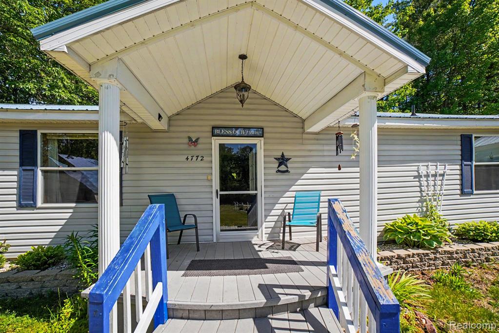 4772 South Bard Road Beaverton, MI 48612 - Photo 4 of 46