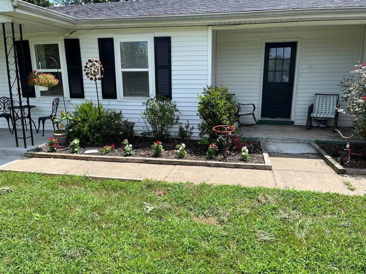 2399 Jock Road Bee Spring, KY 42207 - Photo 2 of 22 Gallery Image 2