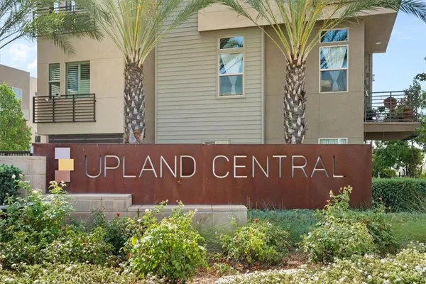 a view of sign board