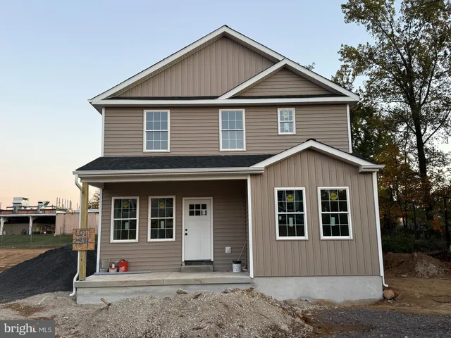 $549,900 | 2814 Avenue E Levittown Pa, Bristol, PA 19007