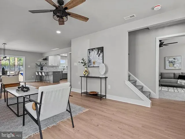 $549,900 | 2814 Avenue E Levittown Pa, Bristol, PA 19007