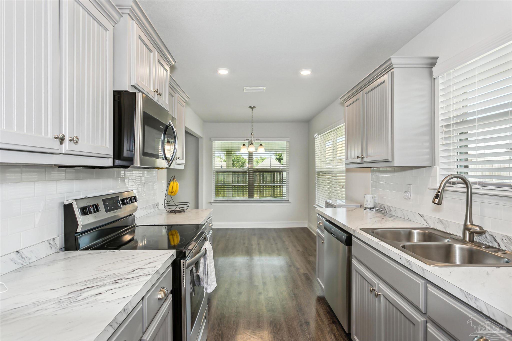 12390 Pinfish Road Pensacola, FL 32506 - Photo 12 of 23 Gallery Image 12