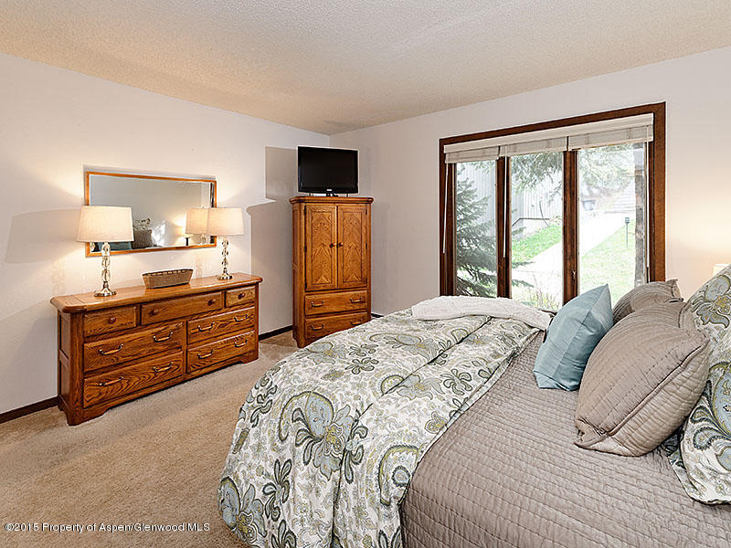 241 Meadow Ranch Road, Unit D2A Snowmass Village, CO 81615 - Photo 6 of 16 Master Bedroom