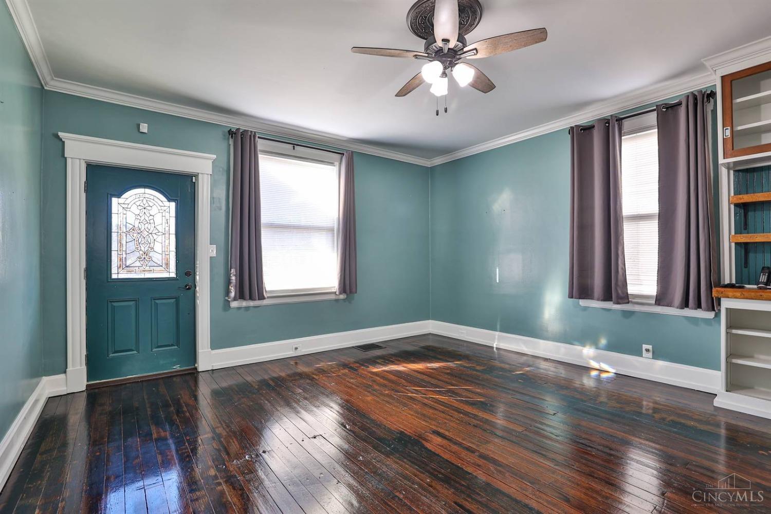 4044 Harding Avenue Cheviot, OH 45211 - Photo 4 of 49