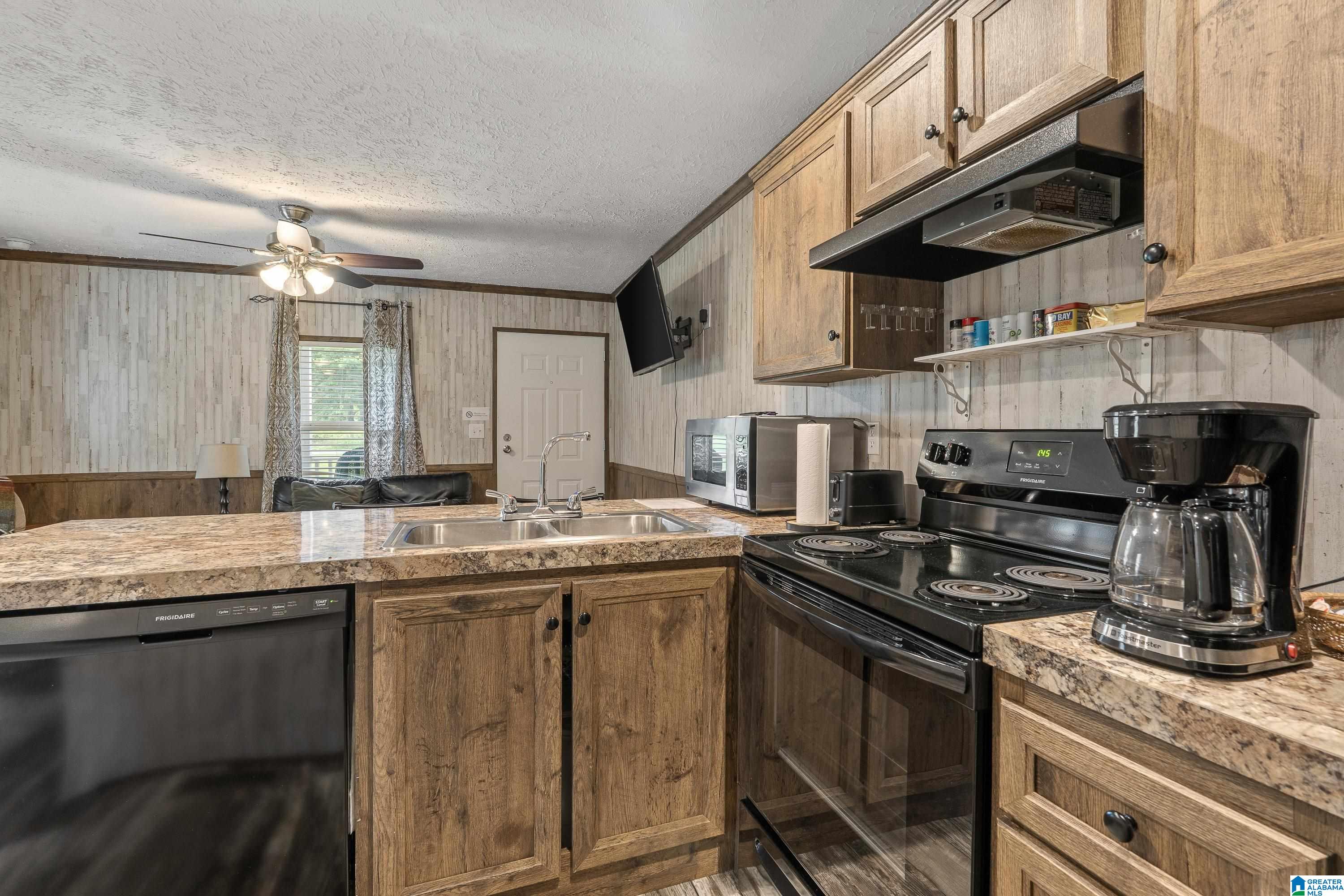 5710 Eastern Valley Road McCalla, AL 35111 - Photo 12 of 48