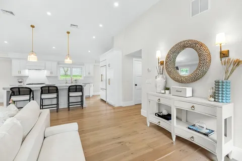 $1,689,000 | 41 Sunset Road, Winchester, MA 01890