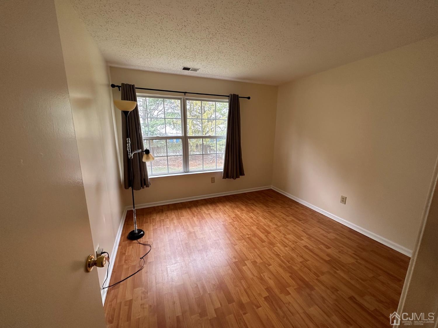 260 Nebula Road Piscataway, NJ 08854 - Photo 37 of 46