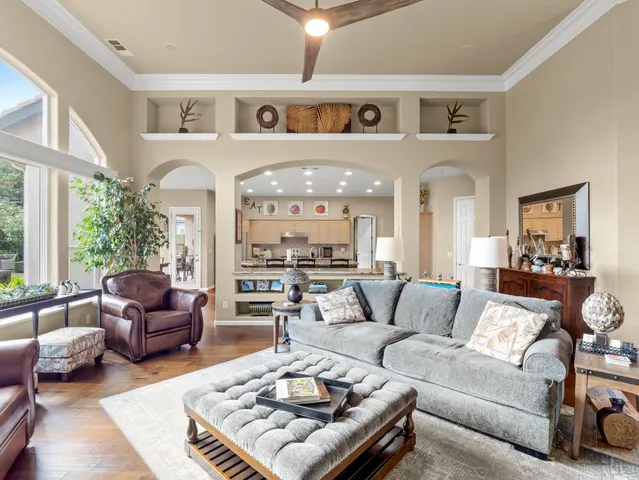 $965,000 | 156 Richmond Avenue, Clovis, CA 93619