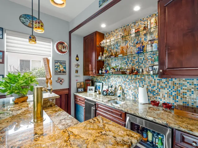 $965,000 | 156 Richmond Avenue, Clovis, CA 93619