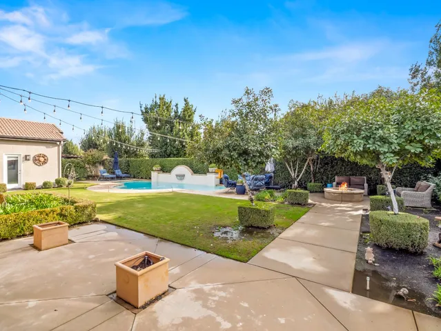 $965,000 | 156 Richmond Avenue, Clovis, CA 93619