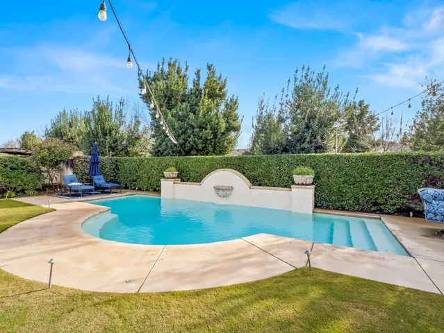 $965,000 | 156 Richmond Avenue, Clovis, CA 93619