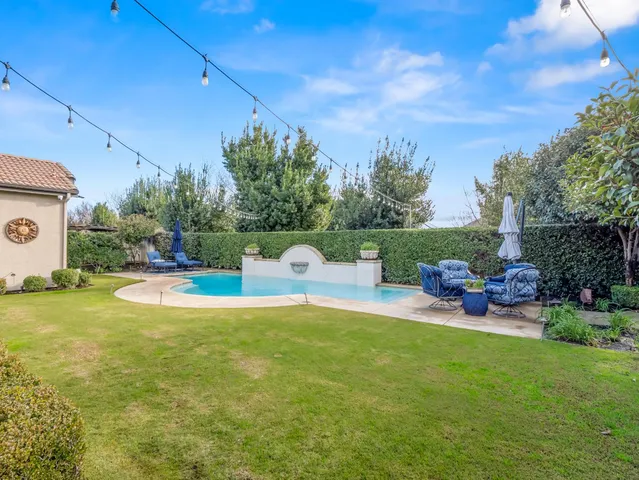 $965,000 | 156 Richmond Avenue, Clovis, CA 93619