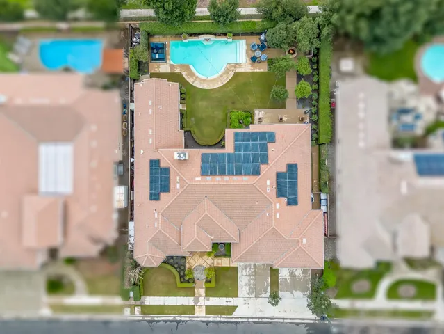 $965,000 | 156 Richmond Avenue, Clovis, CA 93619