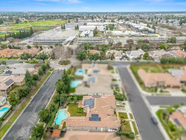 $965,000 | 156 Richmond Avenue, Clovis, CA 93619