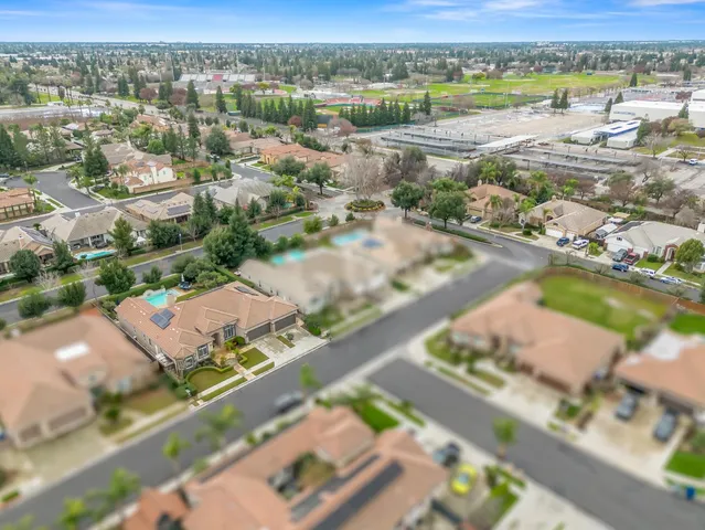 $965,000 | 156 Richmond Avenue, Clovis, CA 93619