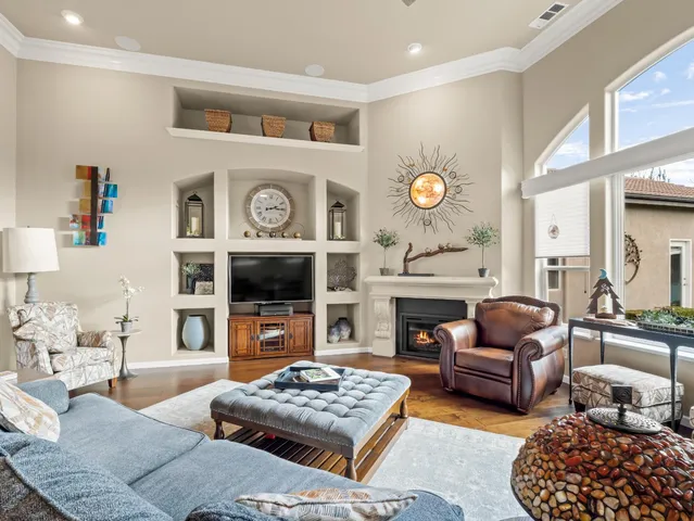 $965,000 | 156 Richmond Avenue, Clovis, CA 93619