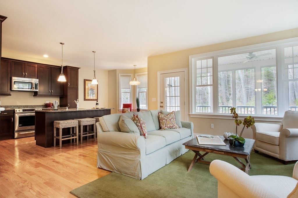 29 A Kennedy Road Gloucester, MA 01930 - Photo 8 of 27 Gallery Image 8