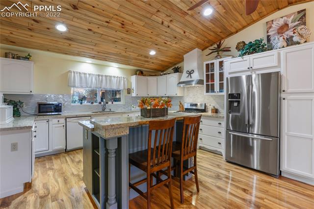 4215 Bar 10 Road Calhan, CO 80808 - Photo 10 of 38 Gallery Image 10
