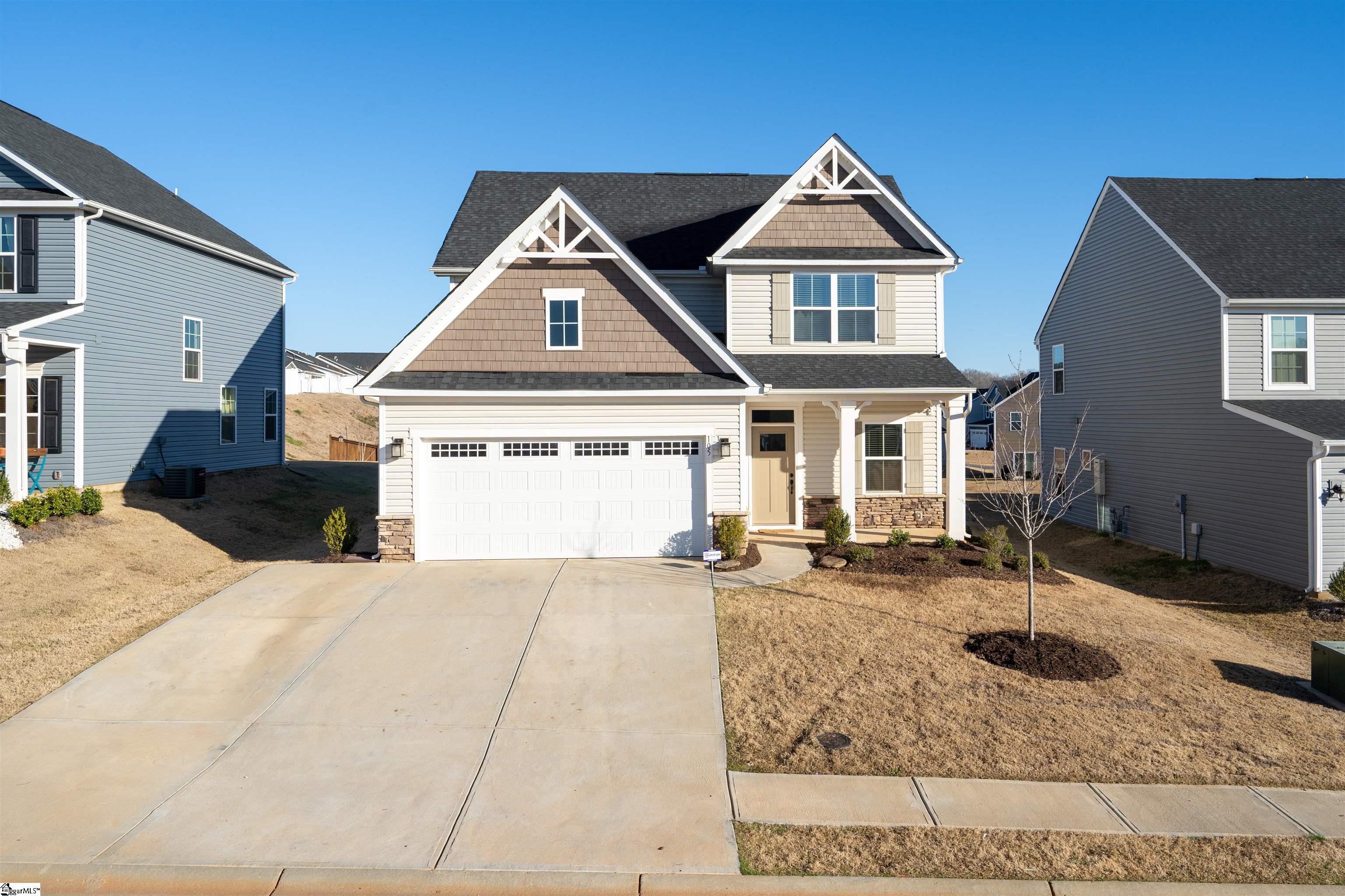 105 Huron Way Greenville, SC 29607 - Photo 3 of 35 Gallery Image 3