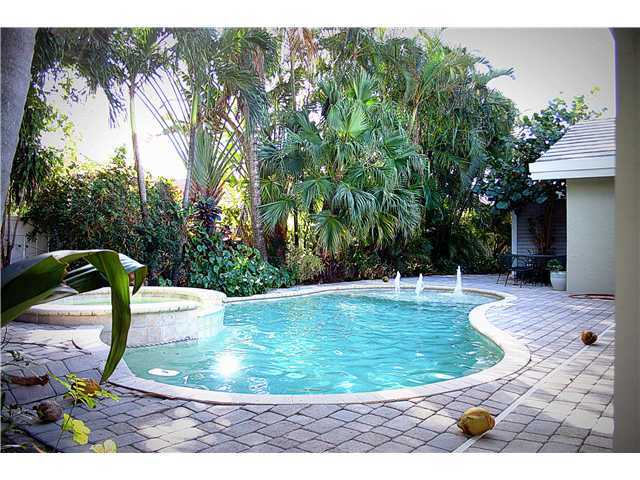 324 Sequoia Lane Boca Raton, FL 33487 - Photo 13 of 19 Additional Photo