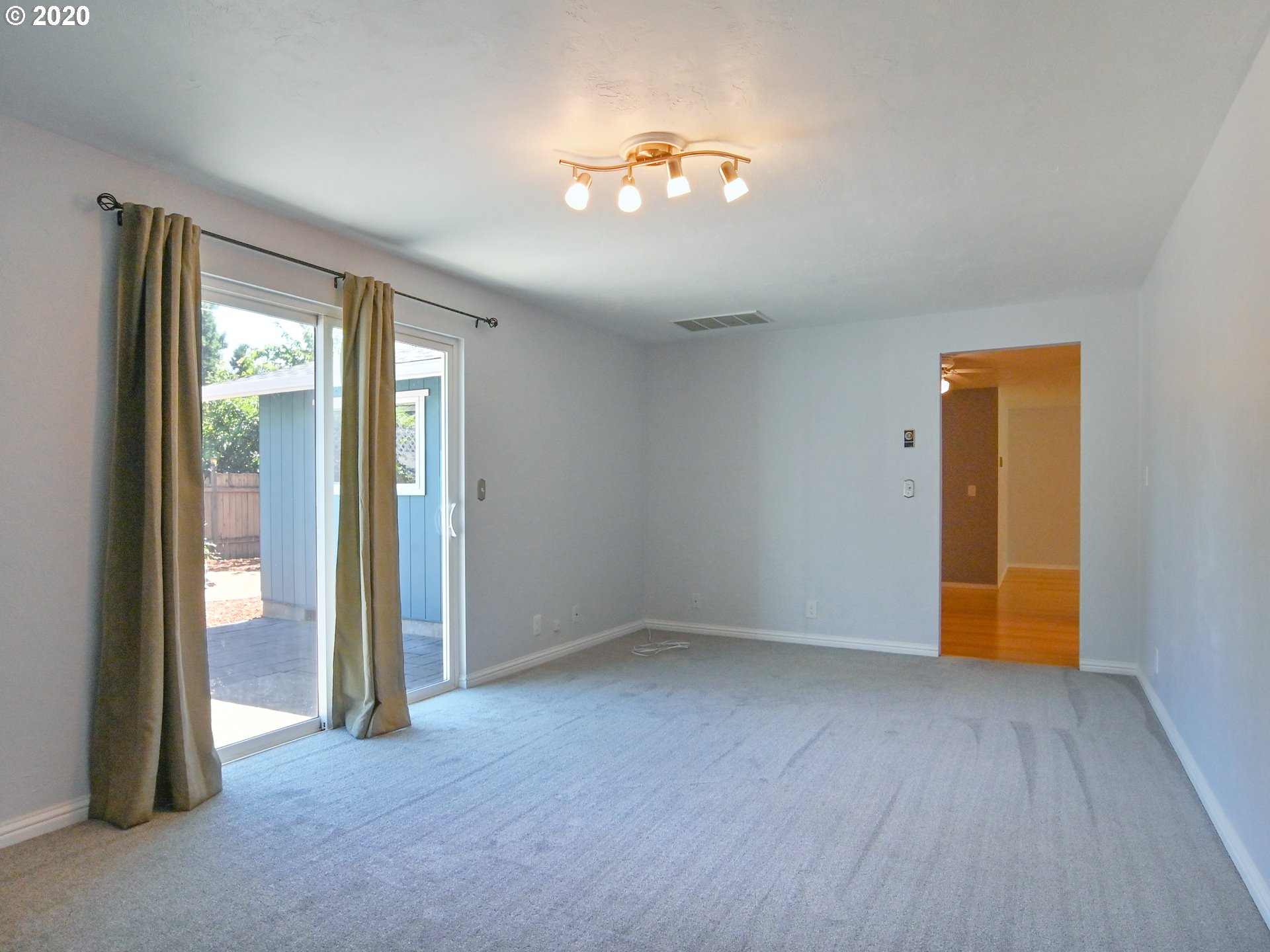 1521 Anderson Lane Springfield, OR 97477 - Photo 11 of 32 Gallery Image 11