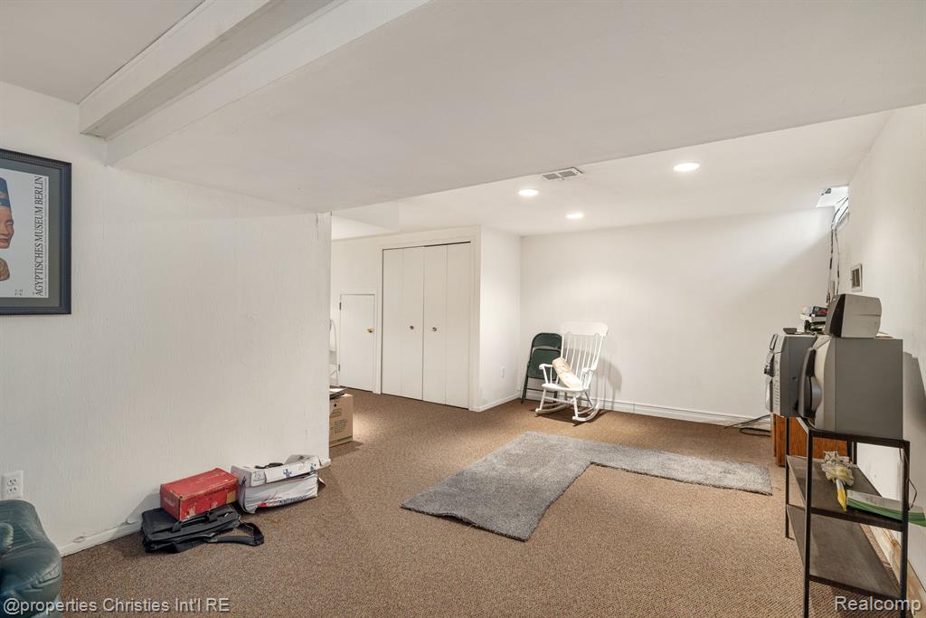 1413 Oakbrook Rochester Hills Rochester, MI 48307 - Photo 25 of 30