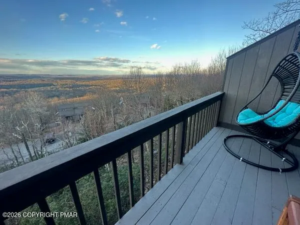 $515,000 | 270 Big Pocono Pass, Tannersville, PA 18372