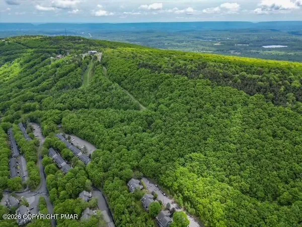 $515,000 | 270 Big Pocono Pass, Tannersville, PA 18372