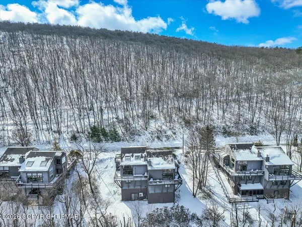 $515,000 | 270 Big Pocono Pass, Tannersville, PA 18372