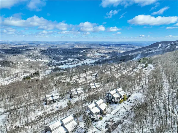$515,000 | 270 Big Pocono Pass, Tannersville, PA 18372