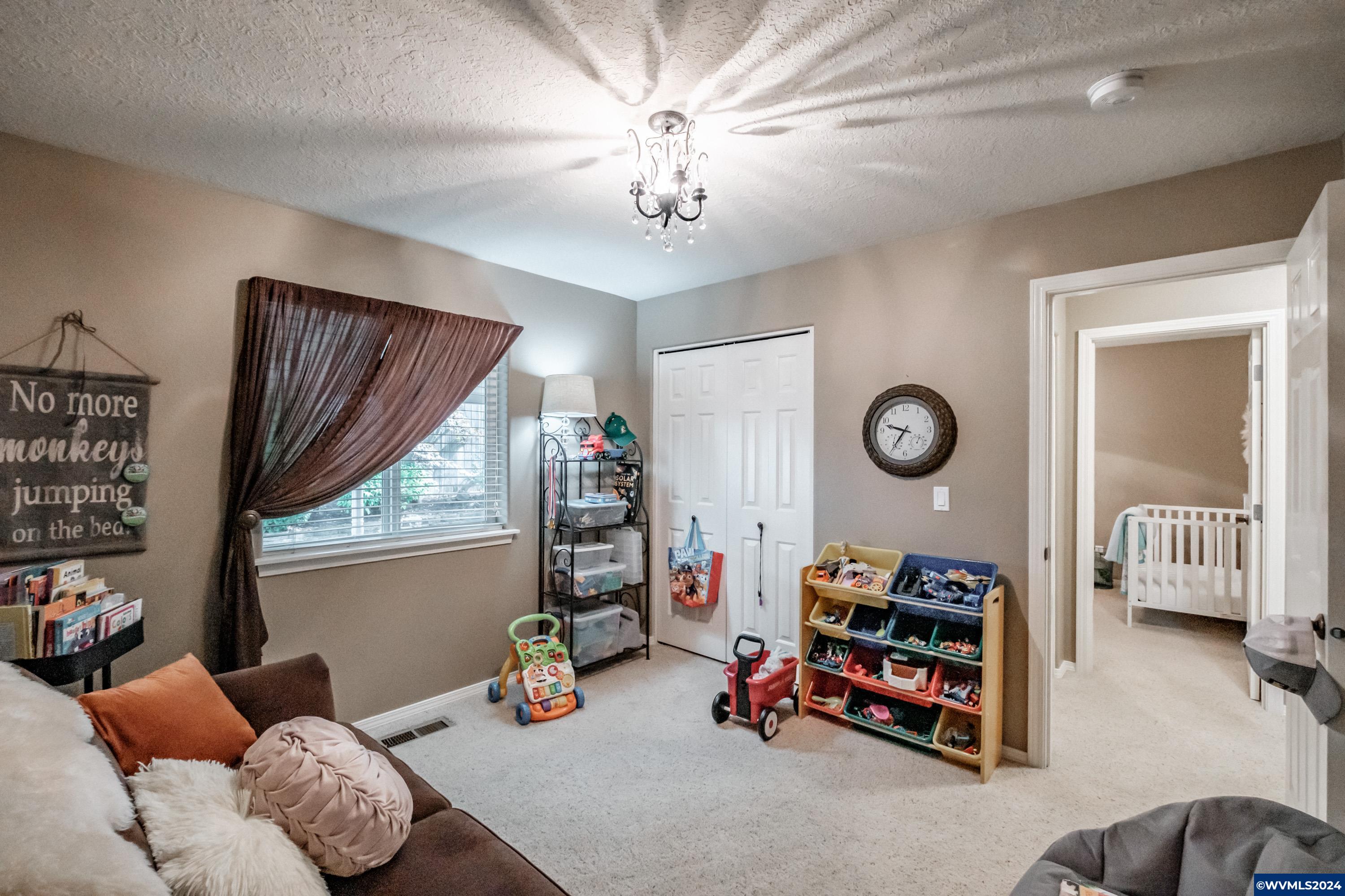 1689 Baxter Road Southeast Salem, OR 97306 - Photo 24 of 42 Gallery Image 24