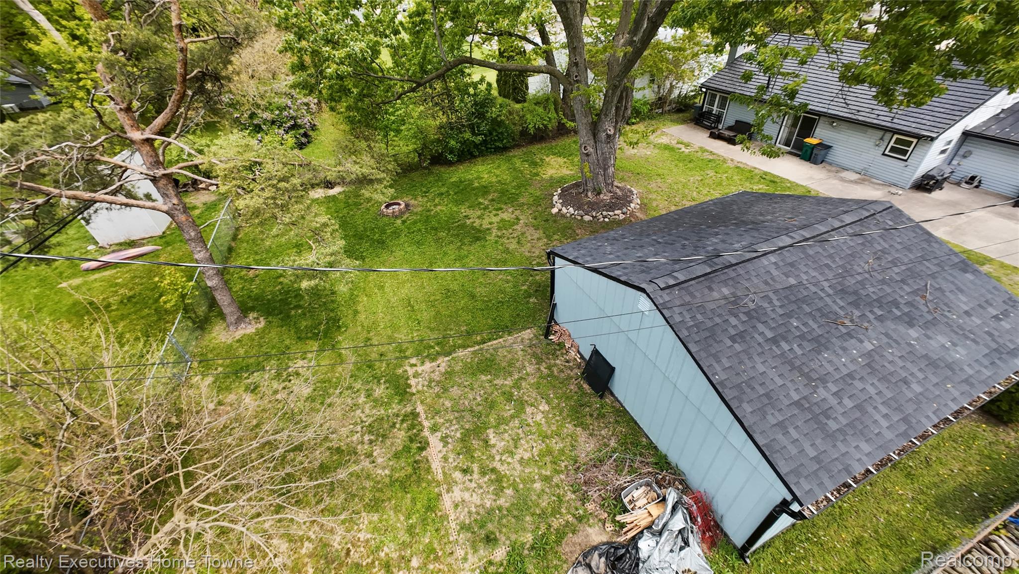 1373 Nolta Road Walled Lake, MI 48390 - Photo 3 of 29 3.jpg