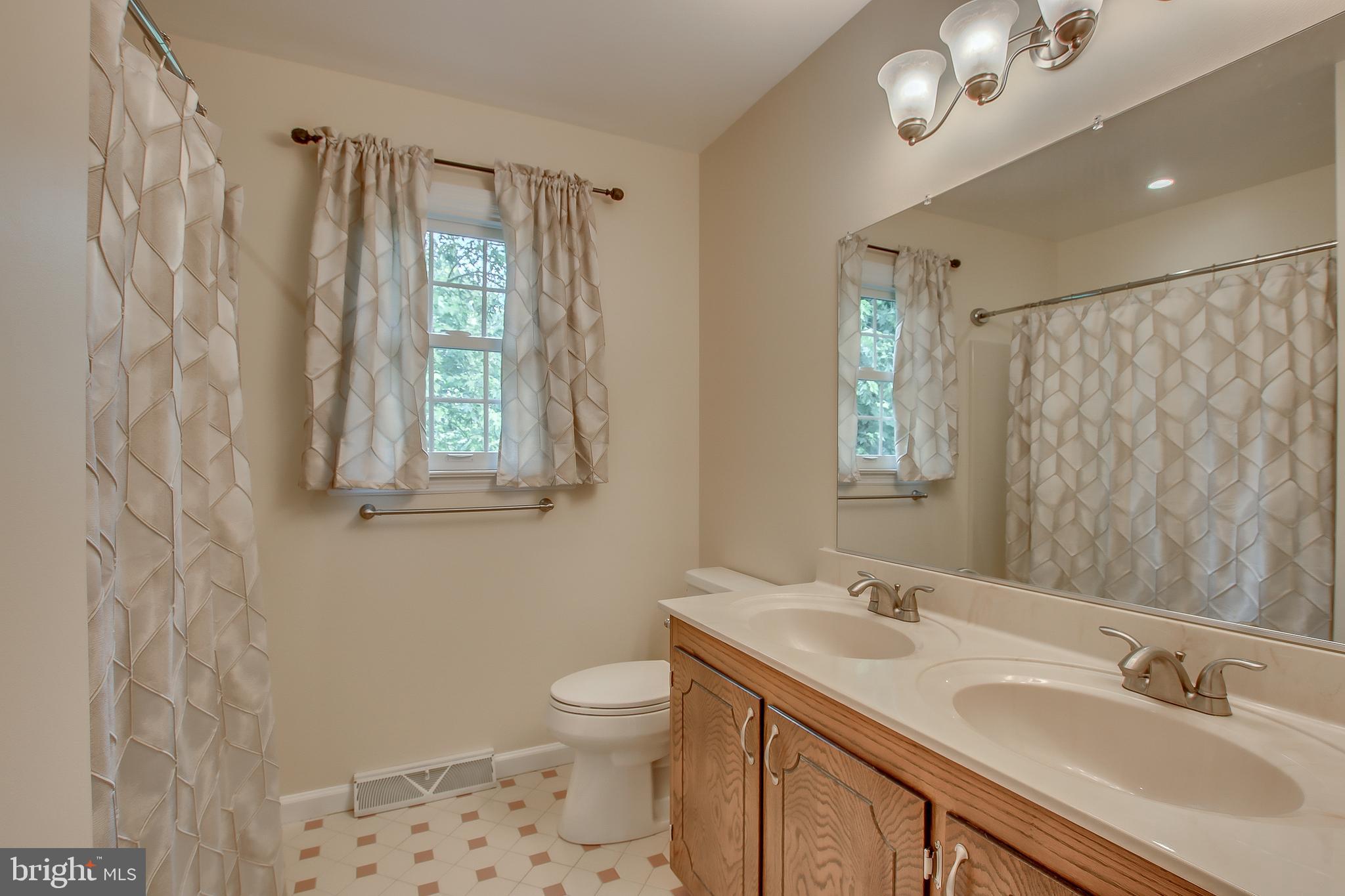 390 North Buck Road Downingtown, PA 19335 - Photo 18 of 26 Gallery Image 18