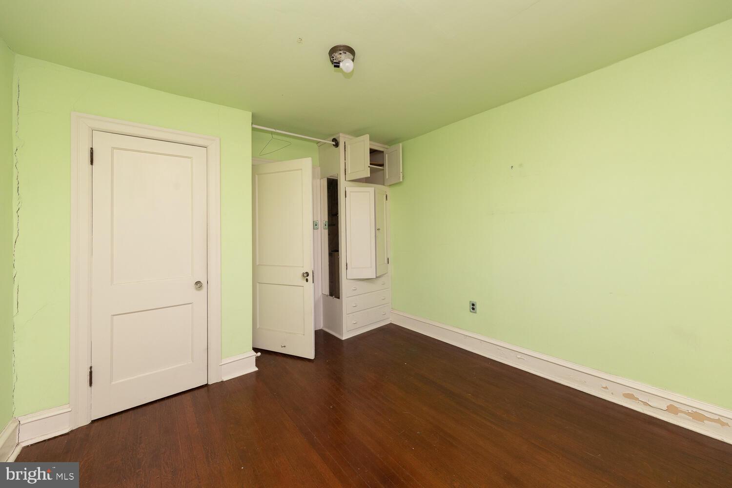 11 West Hampton Road Philadelphia, PA 19118 - Photo 20 of 33
