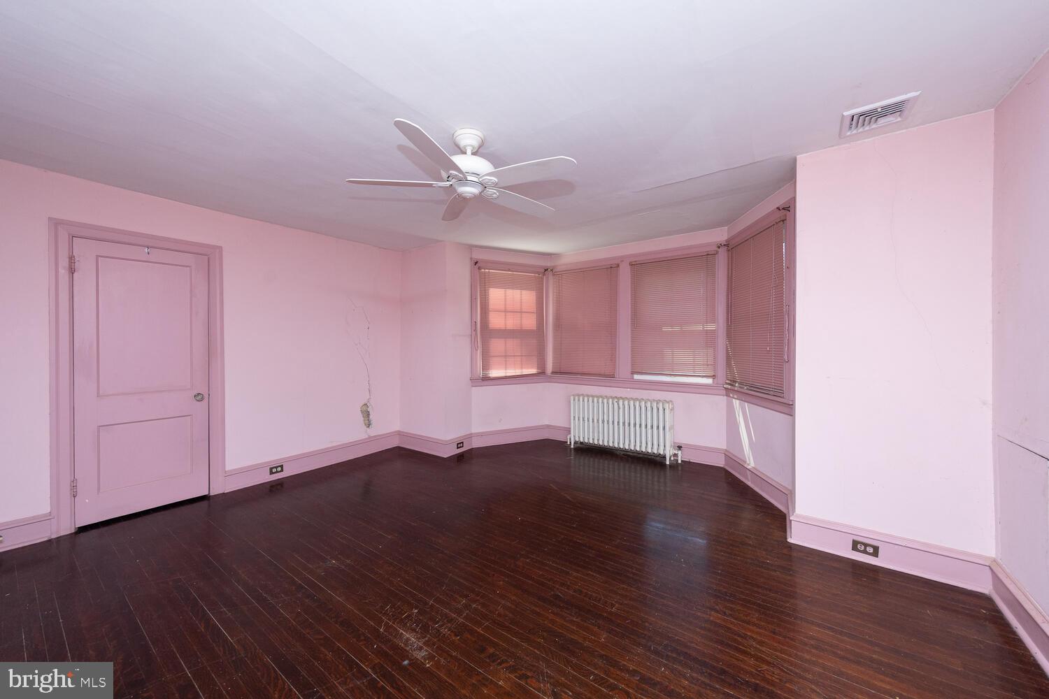 11 West Hampton Road Philadelphia, PA 19118 - Photo 24 of 33