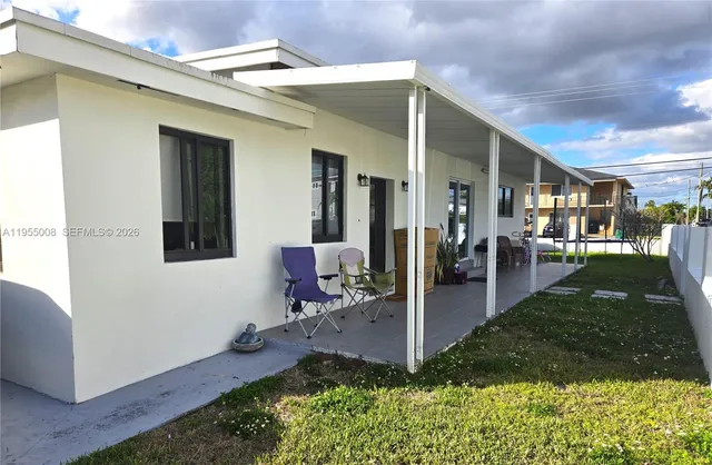 $2,500 | 8780 Southwest 36th Street, Unit 2, Miami, FL 33165