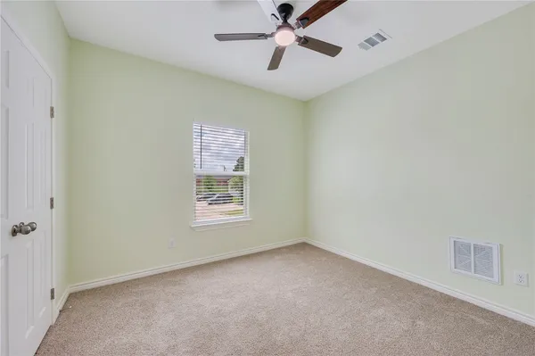 $279,000 | 1400 West 18th Street, Bryan, TX 77803