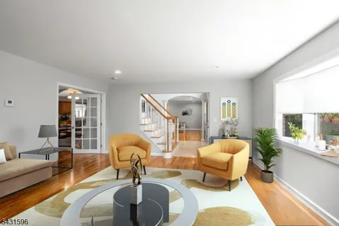 $1,300,000 | 17 Drift Road, Watchung, NJ 07069