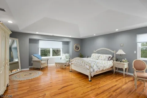 $1,300,000 | 17 Drift Road, Watchung, NJ 07069