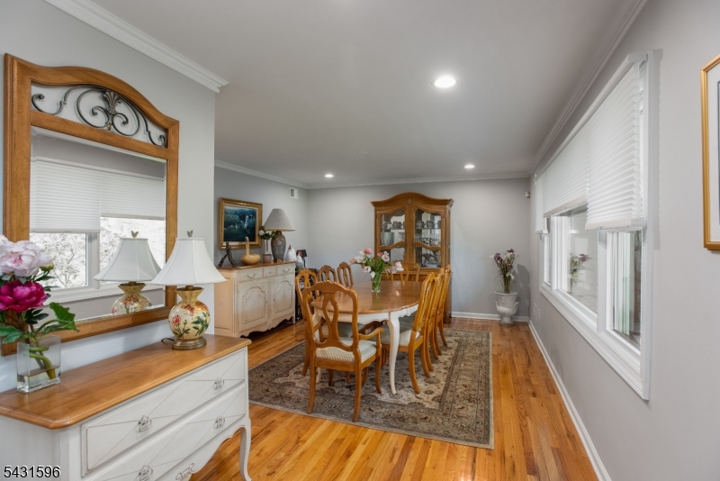 17 Drift Road Watchung, NJ 07069 - Photo 7 of 29