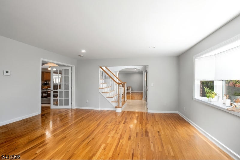 17 Drift Road Watchung, NJ 07069 - Photo 10 of 29