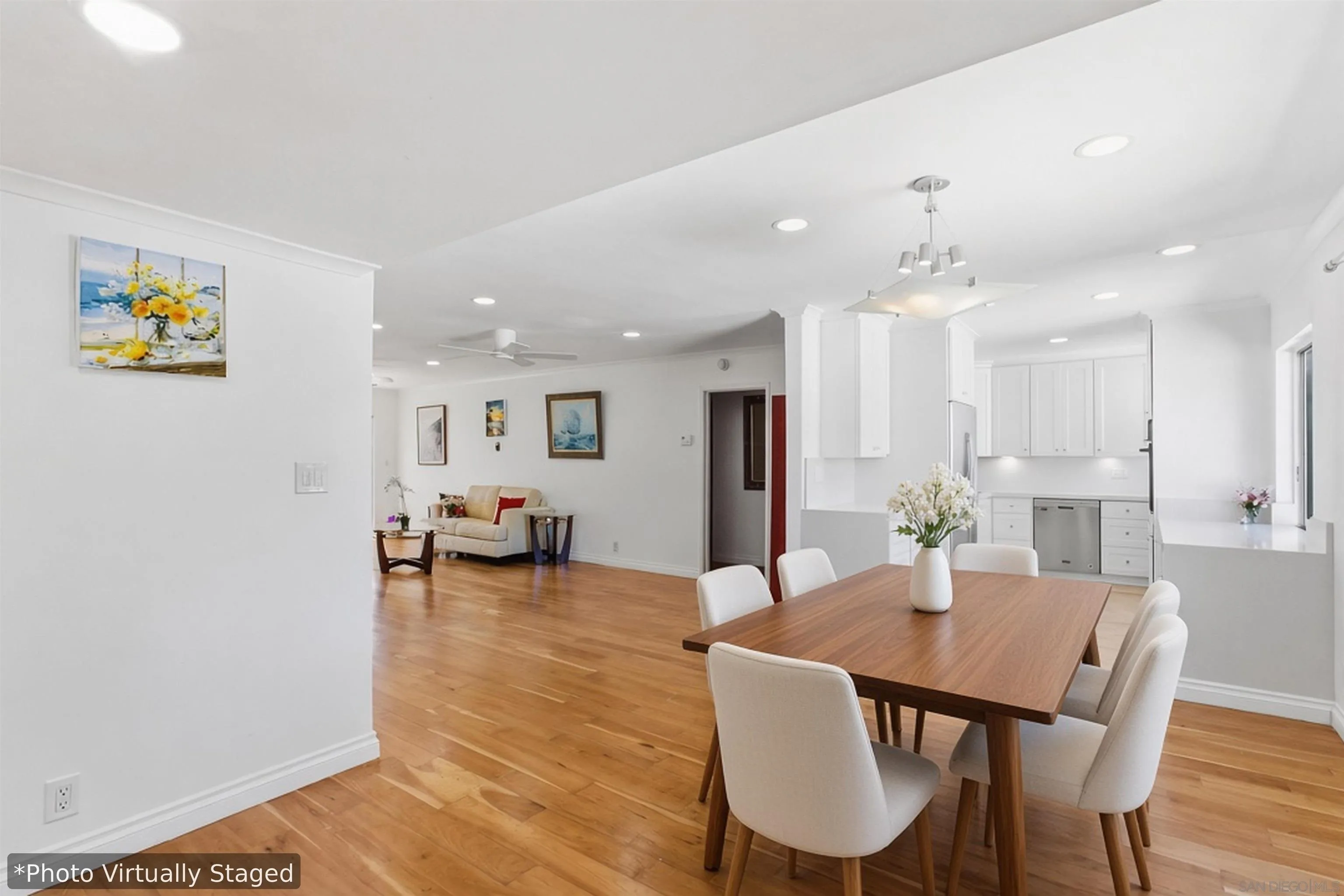 2352 Torrey Pines Road, Unit 9 La Jolla, CA 92037 - Photo 5 of 26 Gallery Image 5
