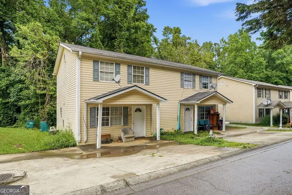 $325,000 | 112 Coppermine Branch Court, Unit 112 & 114, Canton, GA 30114