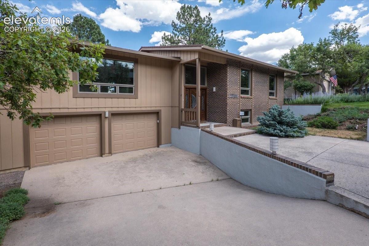 2735 Rigel Drive Colorado Springs, CO 80906 - Photo 3 of 48 Gallery Image 3