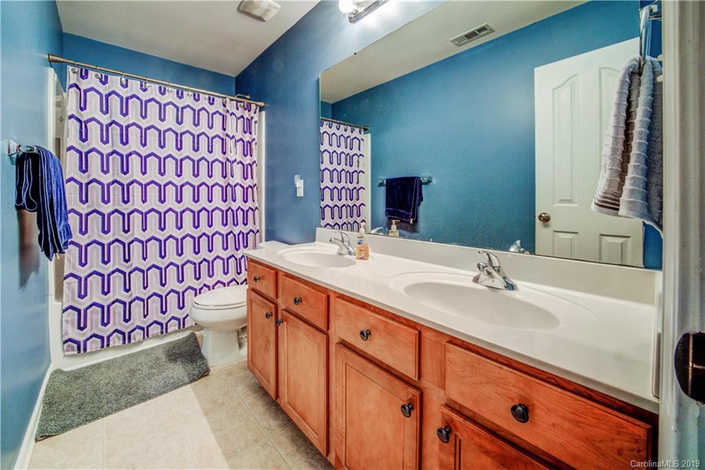 725 Overlook Road Lowell, NC 28098 - Photo 19 of 28 Gallery Image 19