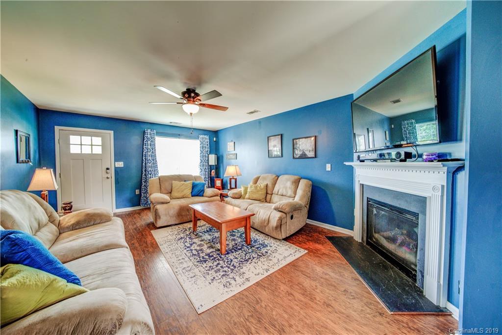 725 Overlook Road Lowell, NC 28098 - Photo 4 of 28 Gallery Image 4
