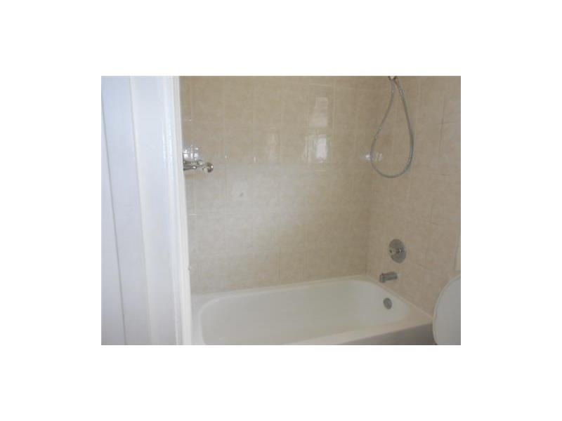 9853 Three Lakes Circle, Unit 2B Boca Raton, FL 33428 - Photo 6 of 6 ROSEWOOD GUEST BATH