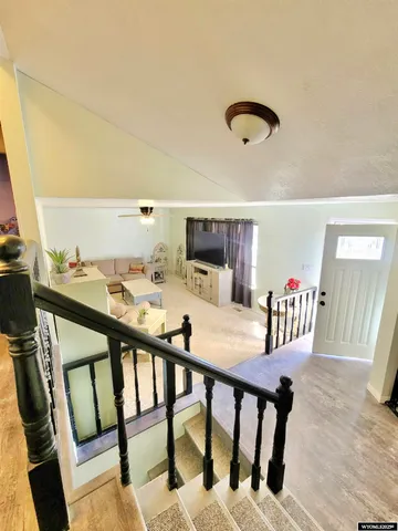 $314,900 | 1921 Berry Drive, Kemmerer, WY 83101