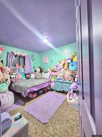 $314,900 | 1921 Berry Drive, Kemmerer, WY 83101